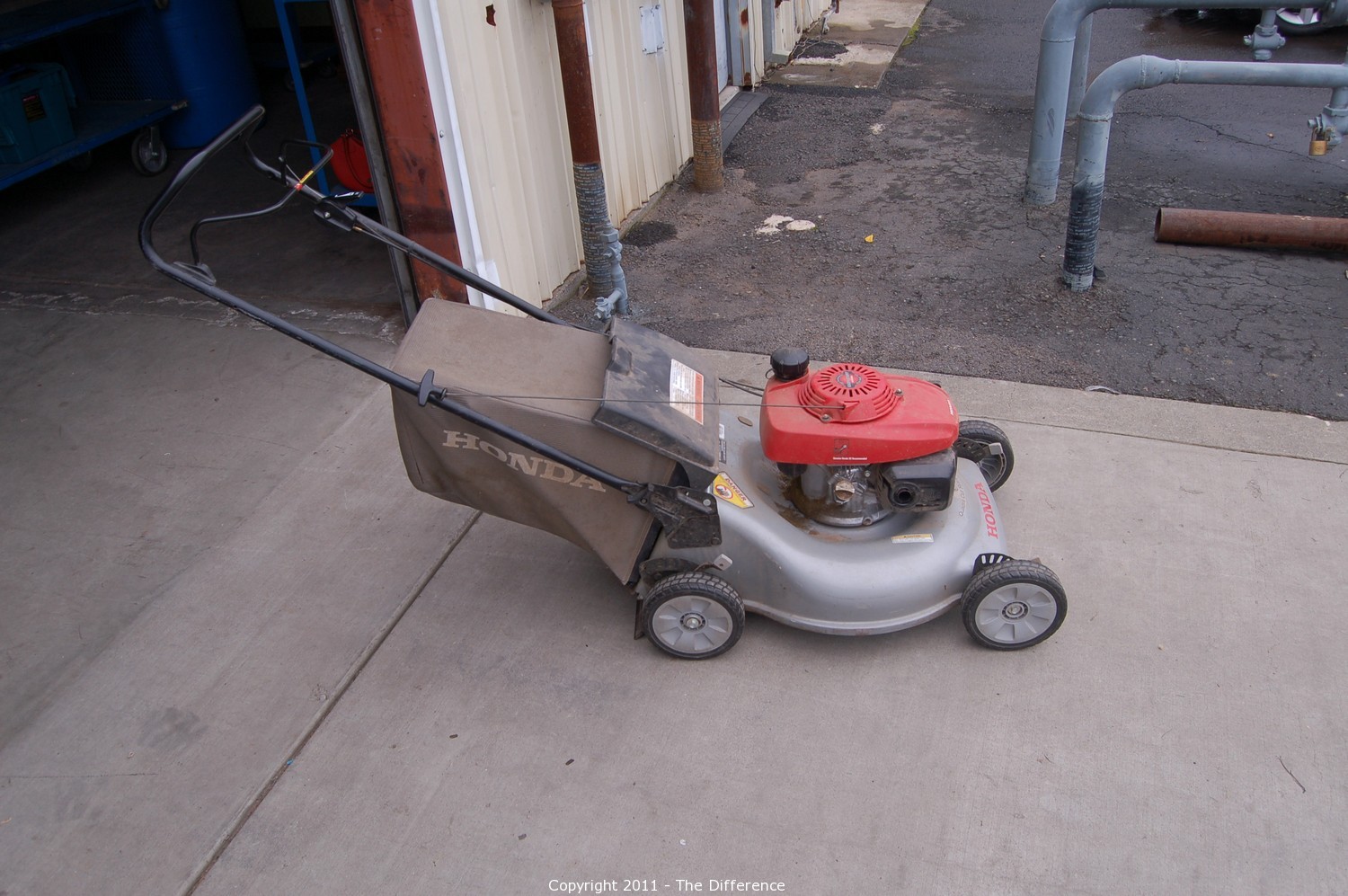 The Difference Auction NEW DATESGridley & Anderson Estate Sale ITEM Working Honda Lawn Mower