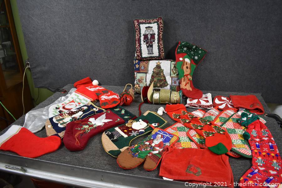 October 2021 Christmas Auction (CLICK HERE TO OPEN AUCTION)
