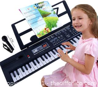NEW Semart piano keyboard for kids 61 key electric digital music keyboard for beginner portable piano w/LCD display microphone USB cable