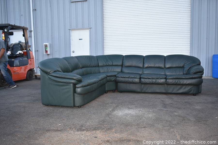 The Difference Auction Sept 2022 Furniture and Collectible Auction