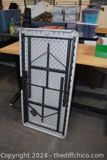 Folding Table - 48 in x 24 in x 28 3/4 in