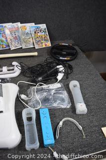 WII Lot - Balance Borad, Games and Much More plus tote