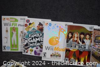 WII Lot - Balance Borad, Games and Much More plus tote