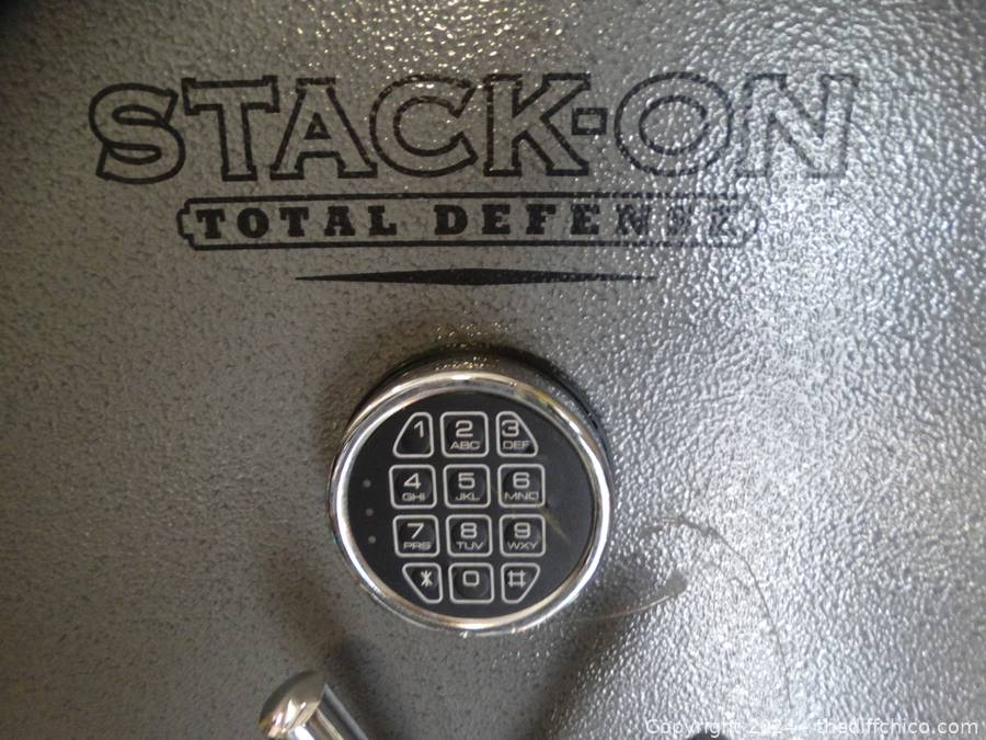 The Difference Auction Storage Treasure Auction House (CLICK HERE TO