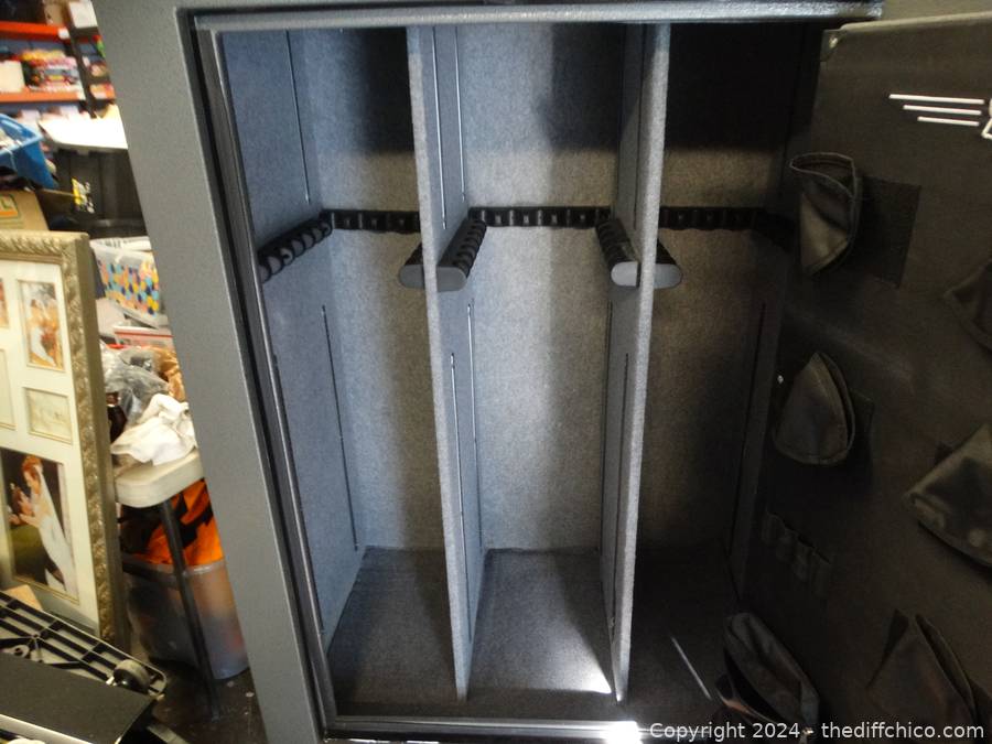 The Difference Auction Storage Treasure Auction House (CLICK HERE TO