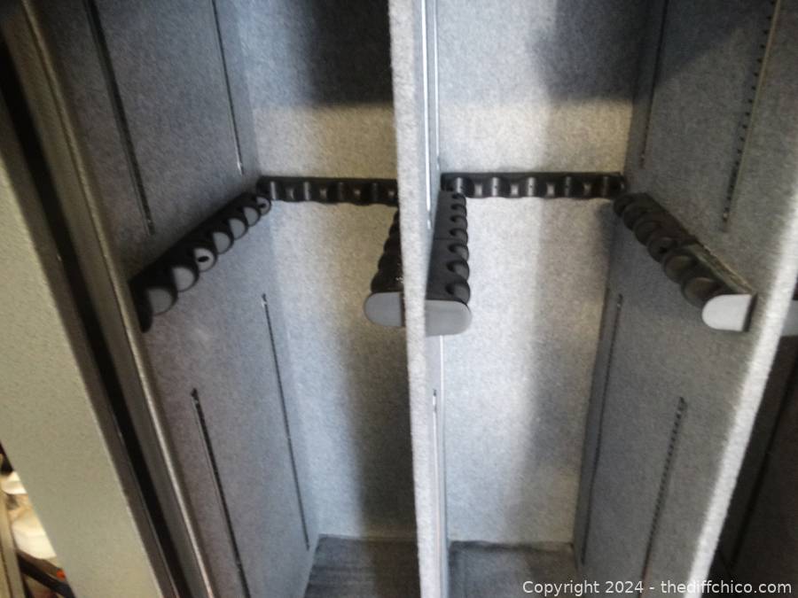 The Difference Auction Storage Treasure Auction House (CLICK HERE TO