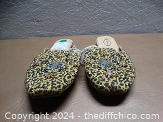 Women's Shoes New size 7.5