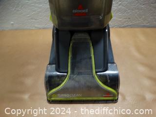 Bissell Carpet Cleaner working 