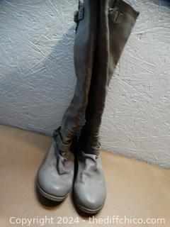 Womens Boots 8