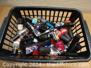 Nail polish 