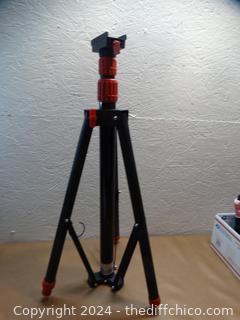 Adjustable Tripod