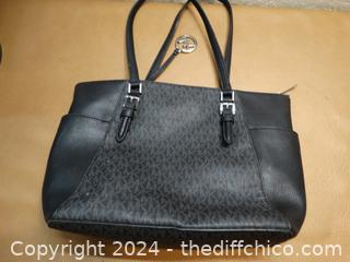 Micheal Kors Purse
