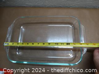Pyrex Glass cake Pan