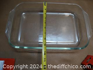 Pyrex Glass Pan 