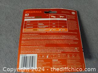 NIP Sylvania Light Bulbs 