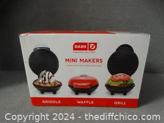 NIB Mini Makers 