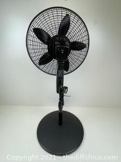 Lasko 18" Cyclone Pedestal Fan with Remote Control