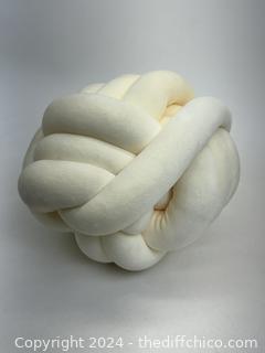 DreamOn Pillow Ivory Knot 11" Plush 