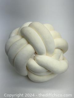 DreamOn Pillow Ivory Knot 11" Plush 