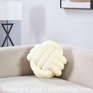 DreamOn Pillow Ivory Knot 11" Plush 