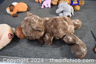Lot of Stuff Animals