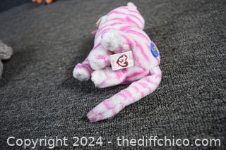 Lot of Stuff Animals