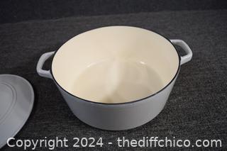 Gray Cuisinart Enamel Pot w/lid