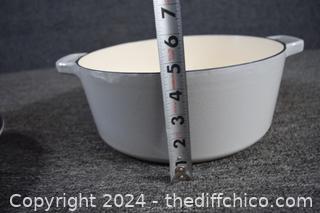 Gray Cuisinart Enamel Pot w/lid