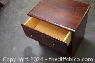 Night Stand - 20 1/2 in x 15 3/4 in x 22 in