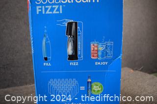 NIB Soda Stream Fizzi