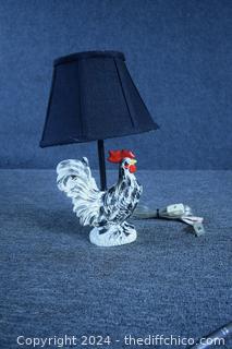 Working Rooster Lamp - 9 in dia x 14 in