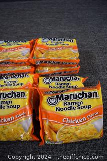 16 Packages of Ramen Chicken Noodle Soup
