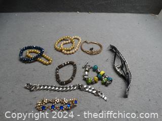 Jewelry 