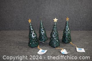 New 4 Metal Christmas Tree Candle Holders