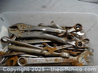 Small Tub Of Mixed Tools