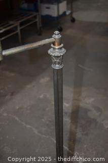 Working 49in tall Pole Lamp