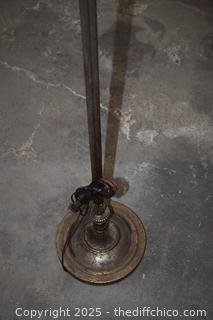 Working 49in tall Pole Lamp