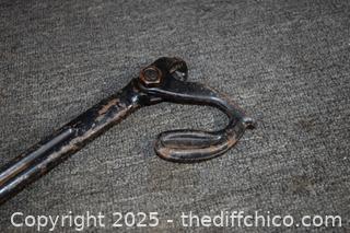 Vintage #515 Green Nail Puller