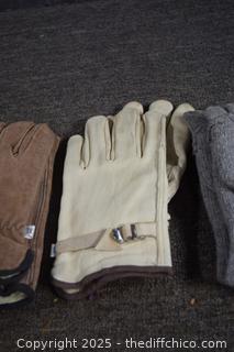 4 Pair of Gloves-size M, L and XL