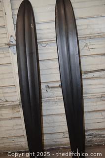Pair of 67in long Water Ski's