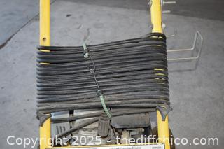 Pressure Washer plus 2 wands-has compression
