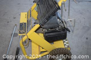 Pressure Washer plus 2 wands-has compression