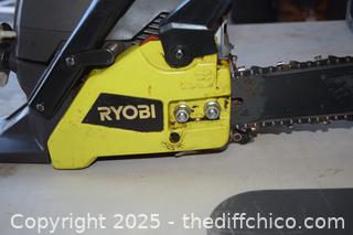 Working Ryobi Chain Saw plus case 