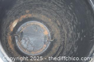 Barrel with Screw Top - 15in dia x 45in