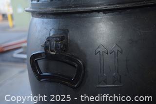Barrel with Screw Top - 15in dia x 45in