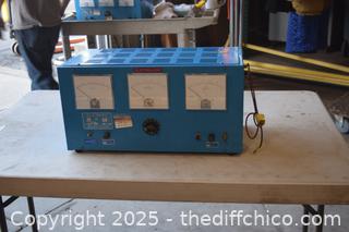 DC Power Supply Unit - powers up-20 1/2 in x 10in x 10 1/2in