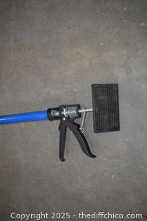 Load Lock-expands to 83in