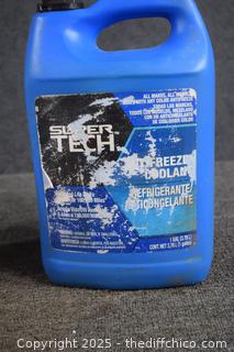 2 Galloon Containers of Coolant