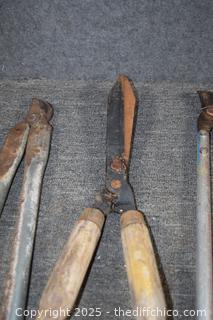 4 Garden Tools