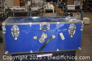 Trunk - 30in x 16in x 12in